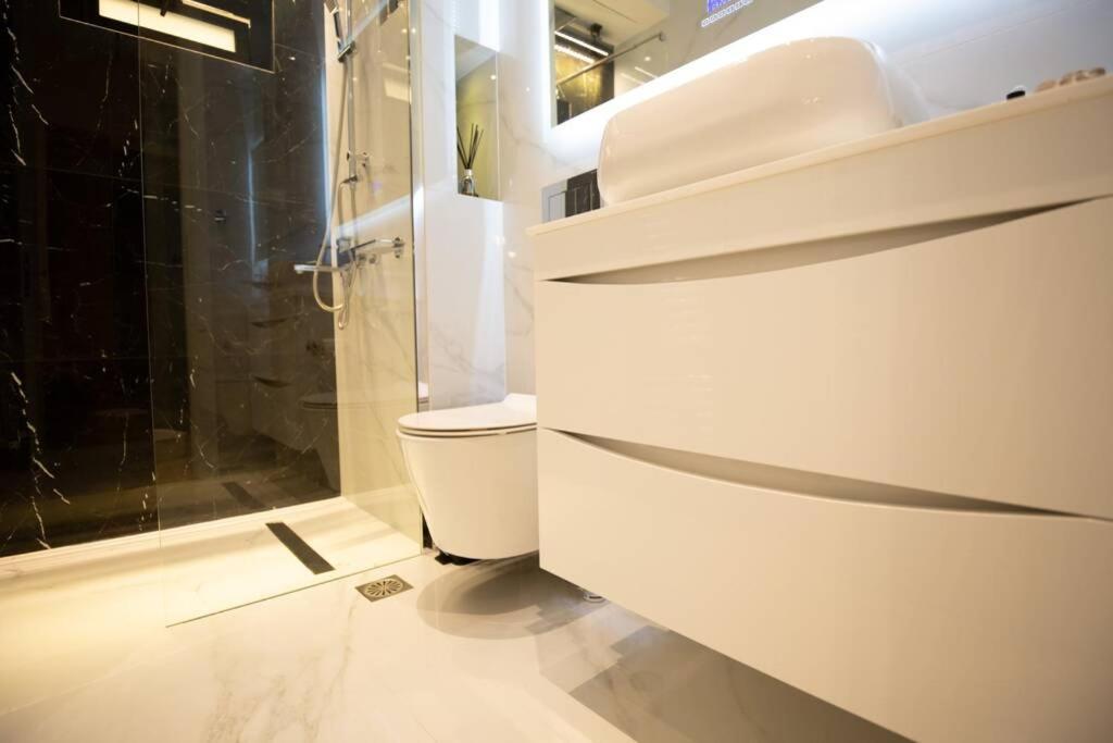 Ecostay-Serenity,Business Class Apartment By The Sea In Alimos Kalamaki Ateny Zewnętrze zdjęcie